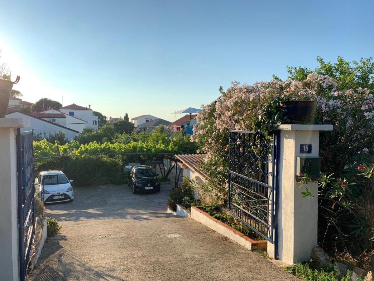 Danijela Apartamento Mali Lošinj Exterior foto